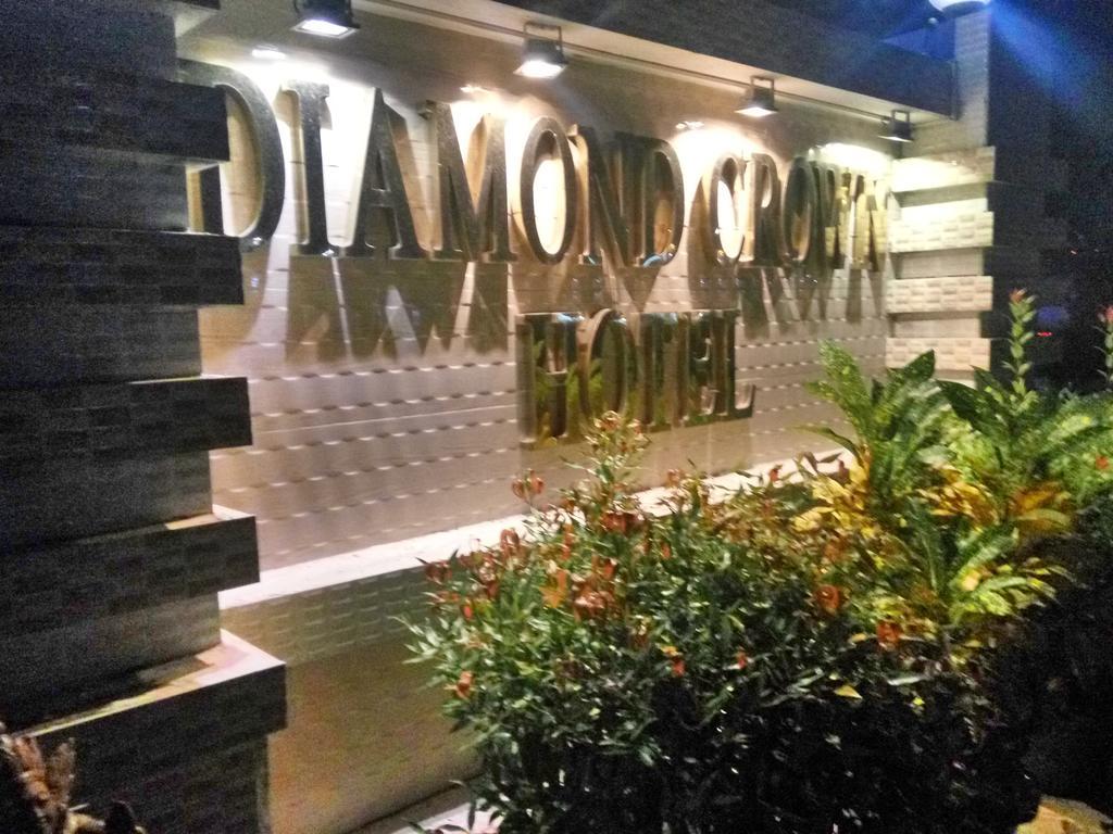 Diamond Crown Hotel Gyogon Eksteriør billede