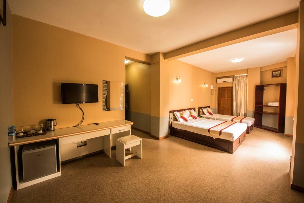 Diamond Crown Hotel Gyogon Eksteriør billede